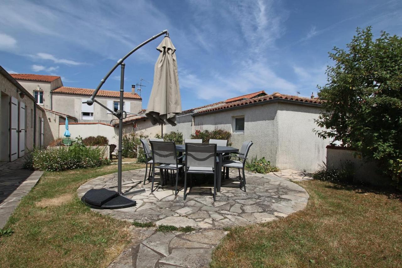 Appartement A Rochefort Экстерьер фото