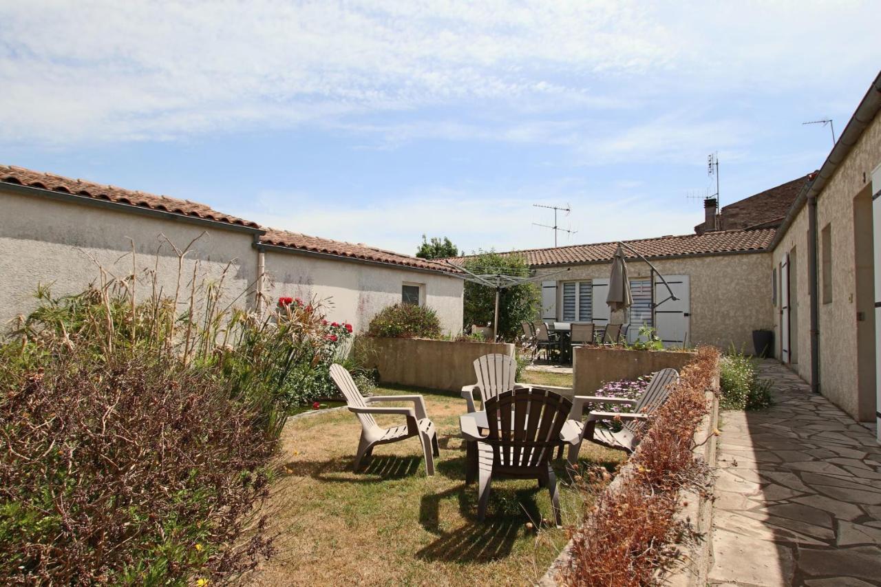 Appartement A Rochefort Экстерьер фото